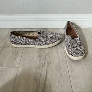 TOMS Avalon Multi Knit Slip-On Flats 8.5